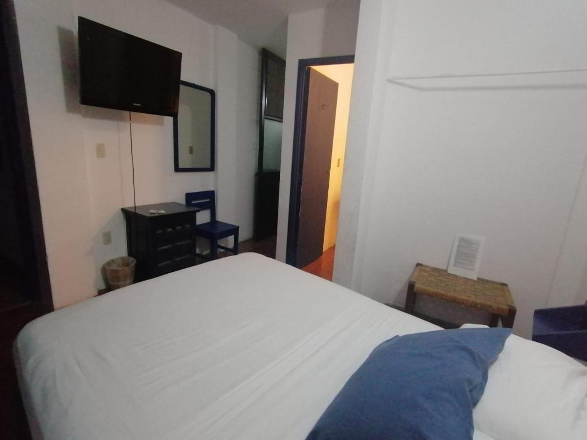 Hotel & Hostal Mayflower 埃斯孔迪多港 外观 照片