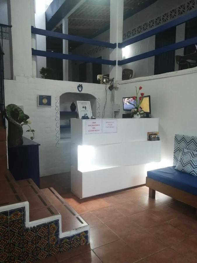 Hotel & Hostal Mayflower 埃斯孔迪多港 外观 照片